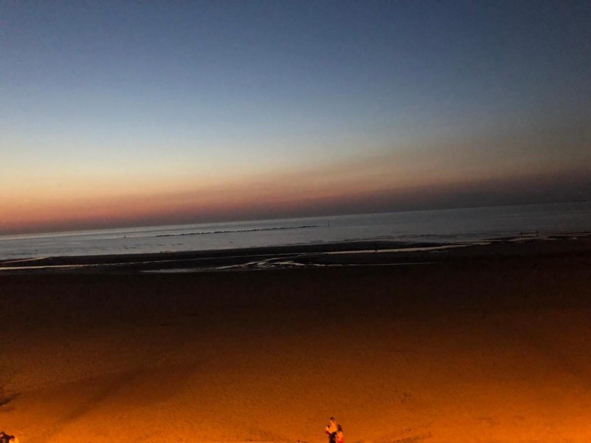 Appartement Sur La Plage De Malo Les Bains Vue Mer Dunkirk المظهر الخارجي الصورة